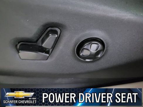 Used 2018 Chrysler Pacifica Touring-L image 47