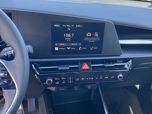 New 2026 Kia Niro LX FWD image 15