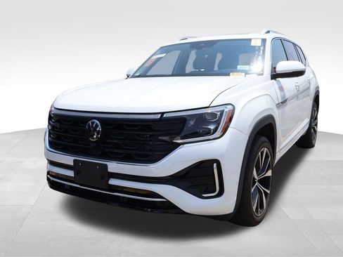 Used 2024 Volkswagen Atlas SEL Premium R-Line AWD/4WD image 3