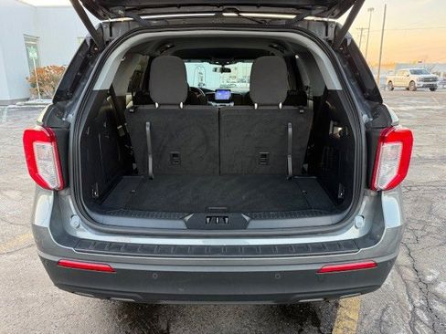 Certified 2023 Ford Explorer XLT image 39