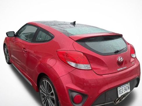 Used 2016 Hyundai Veloster Turbo w/ Option Group 04 FWD image 4