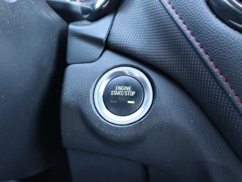 Used 2022 Chevrolet Equinox RS image 12