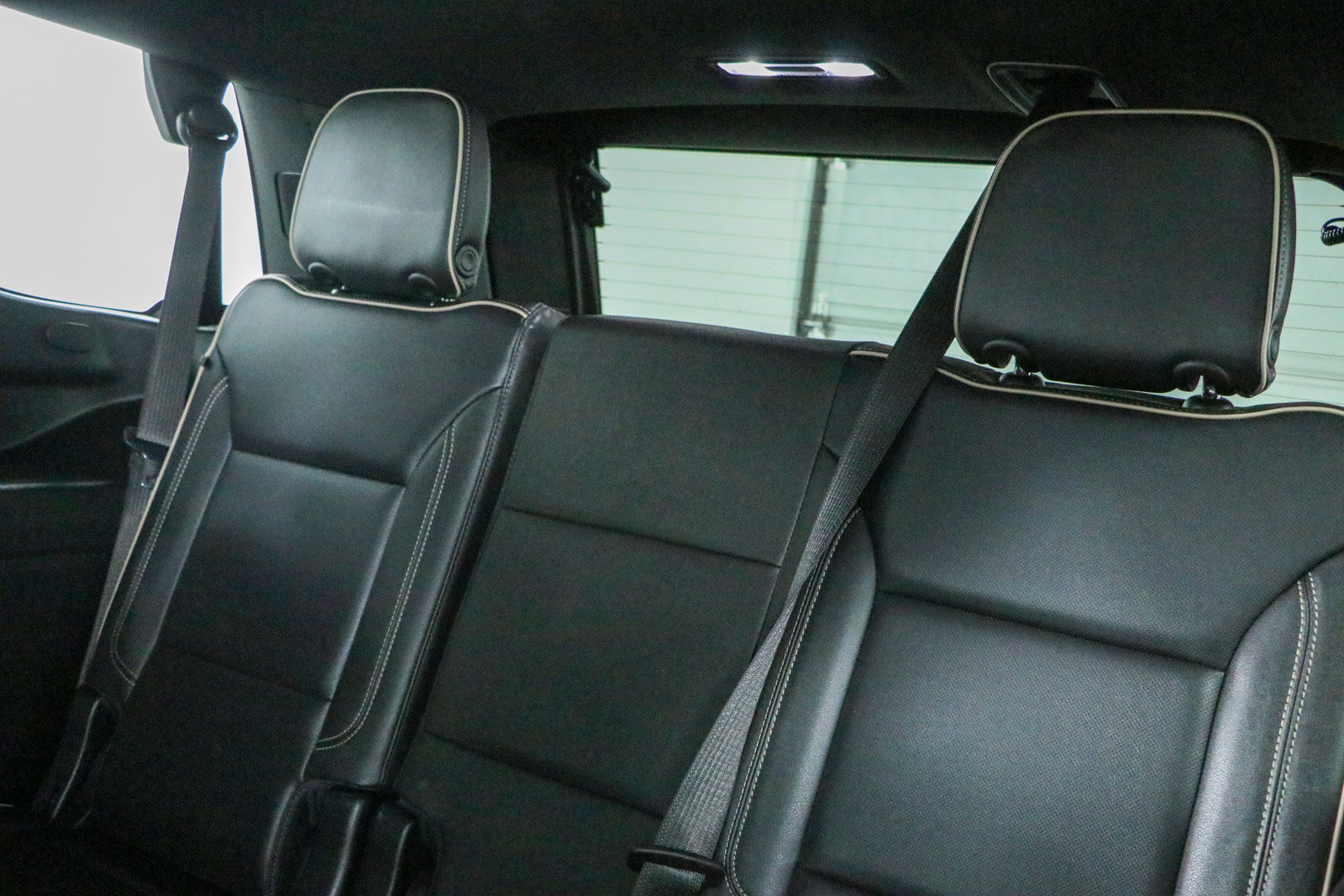Used 2022 GMC Yukon SLT w/ SLT Premium Package RWD image 29