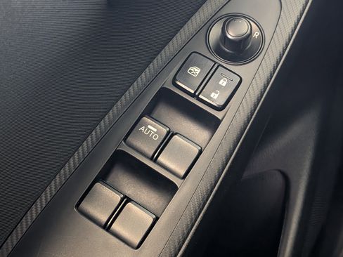 Used 2017 Toyota Yaris iA image 16