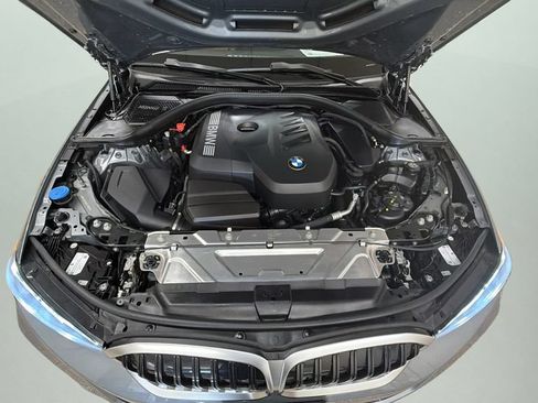 Used 2025 BMW 330i xDrive Sedan AWD/4WD image 32
