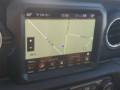 Used 2023 Jeep Wrangler Unlimited Sahara w/ Cold Weather Group image 27