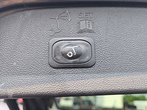 Used 2019 Ford Escape SEL image 27