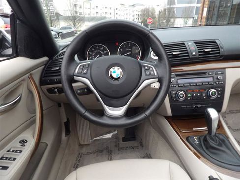 Used 2013 BMW 128i Convertible image 19