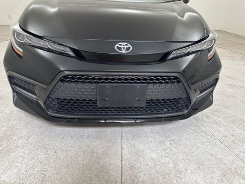 Used 2022 Toyota Corolla SE FWD image 12