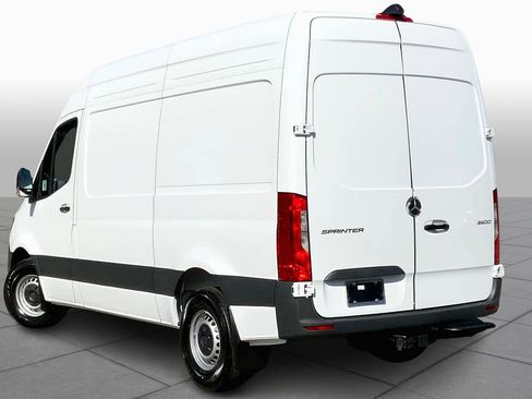 Used 2025 Mercedes-Benz Sprinter 2500 image 16