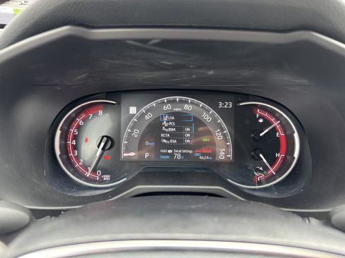 Used 2025 Toyota RAV4 XLE w/ Convenience Package AWD/4WD image 21