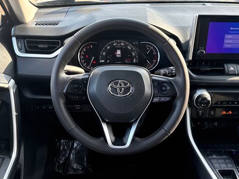 Used 2025 Toyota RAV4 XLE w/ Convenience Package image 14