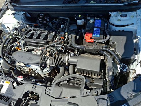 Used 2024 Honda Accord EX image 27