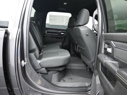 New 2025 RAM 2500 Big Horn image 27