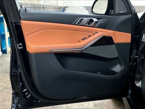 Used 2019 BMW X5 xDrive40i w/ M Sport Package image 24