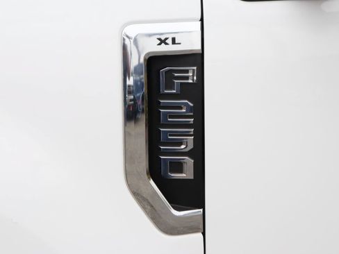 Used 2019 Ford F250 XL w/ XL Value Package RWD image 47