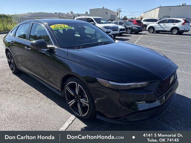 Used 2023 Honda Accord Sport image 1
