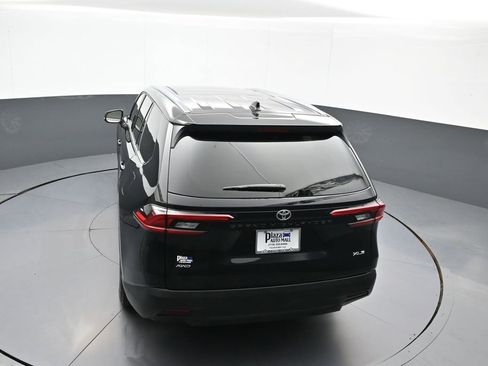 Certified 2025 Toyota Grand Highlander AWD image 41