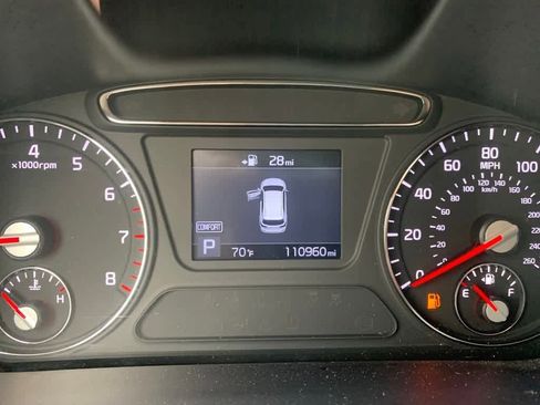 Used 2019 Kia Sorento FWD w/ LX Convenience Package image 29