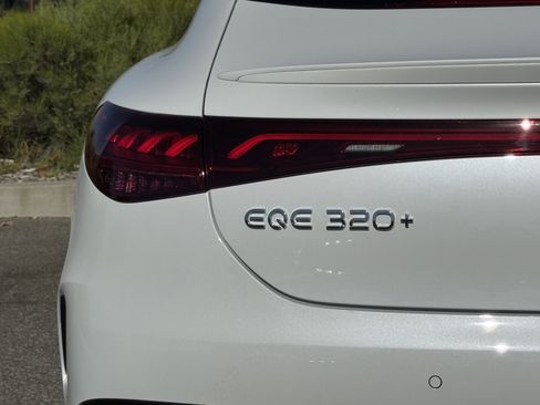 New 2026 Mercedes-Benz EQE 320+ Sedan image 11