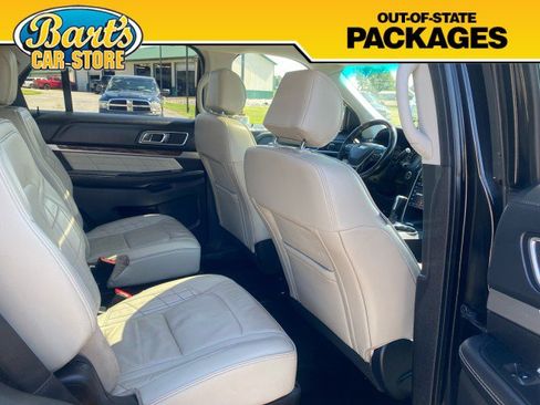 Used 2016 Ford Explorer Platinum AWD/4WD image 12