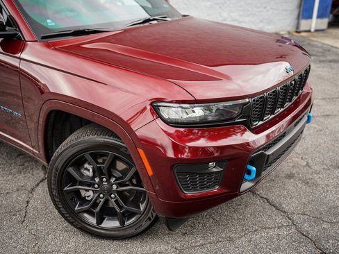 Used 2024 Jeep Grand Cherokee Limited 4xe image 8