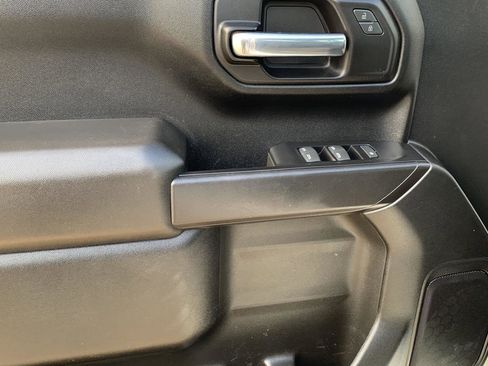 Used 2022 Chevrolet Silverado 1500 W/T w/ Trailering Package image 17