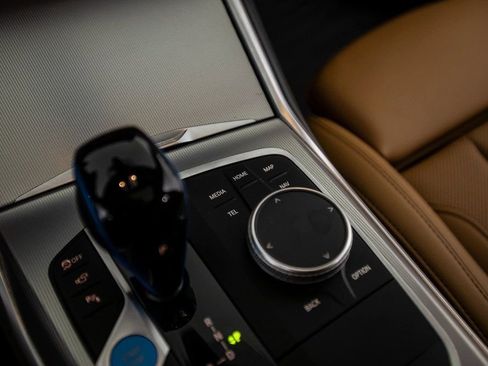 Used 2022 BMW i4 eDrive40 w/ Premium Package image 27