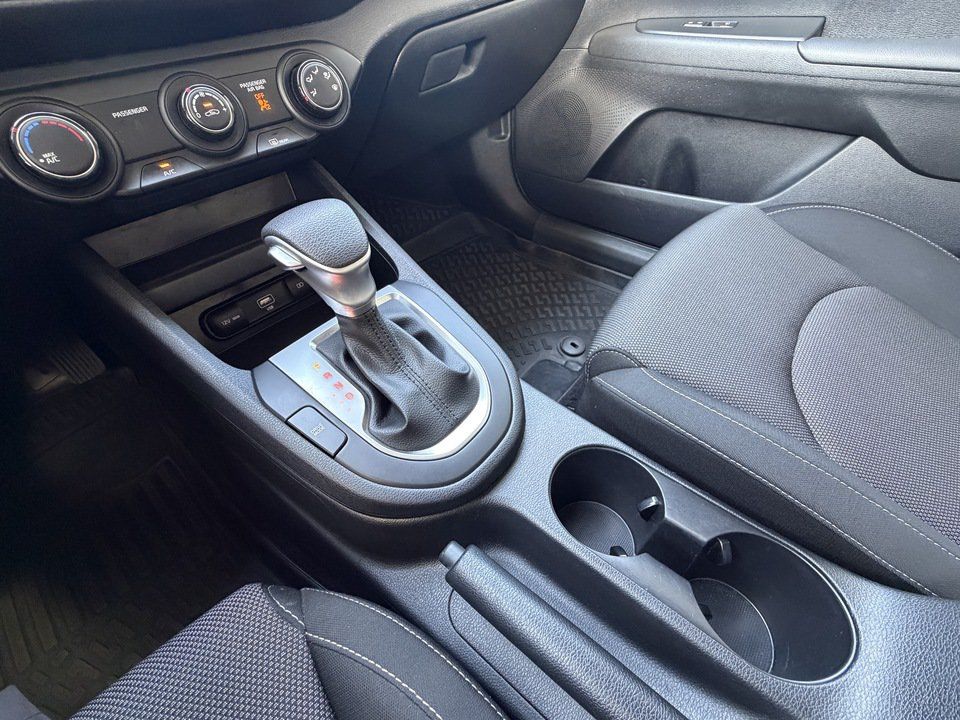 Used 2024 Kia Forte LXS FWD image 18