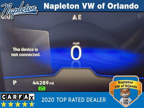 Used 2023 Volkswagen Taos SE w/ Panoramic Sunroof Package image 13