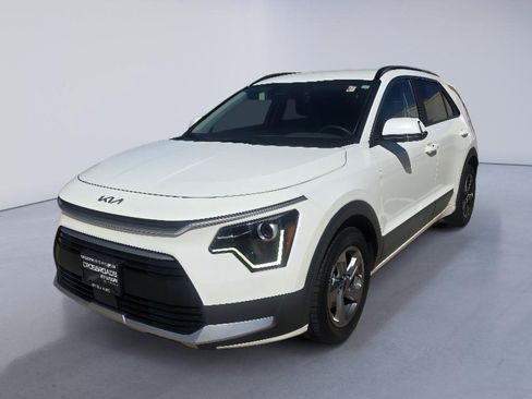 Used 2024 Kia Niro EX FWD image 1
