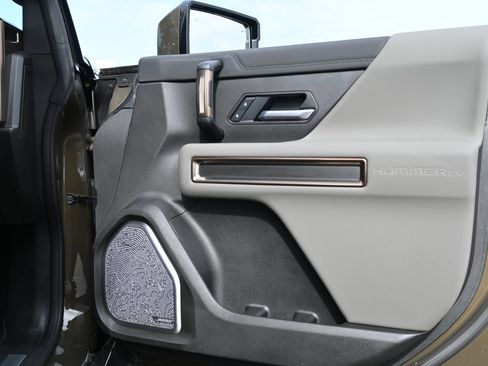 Used 2025 GMC Hummer EV 3X AWD/4WD image 27