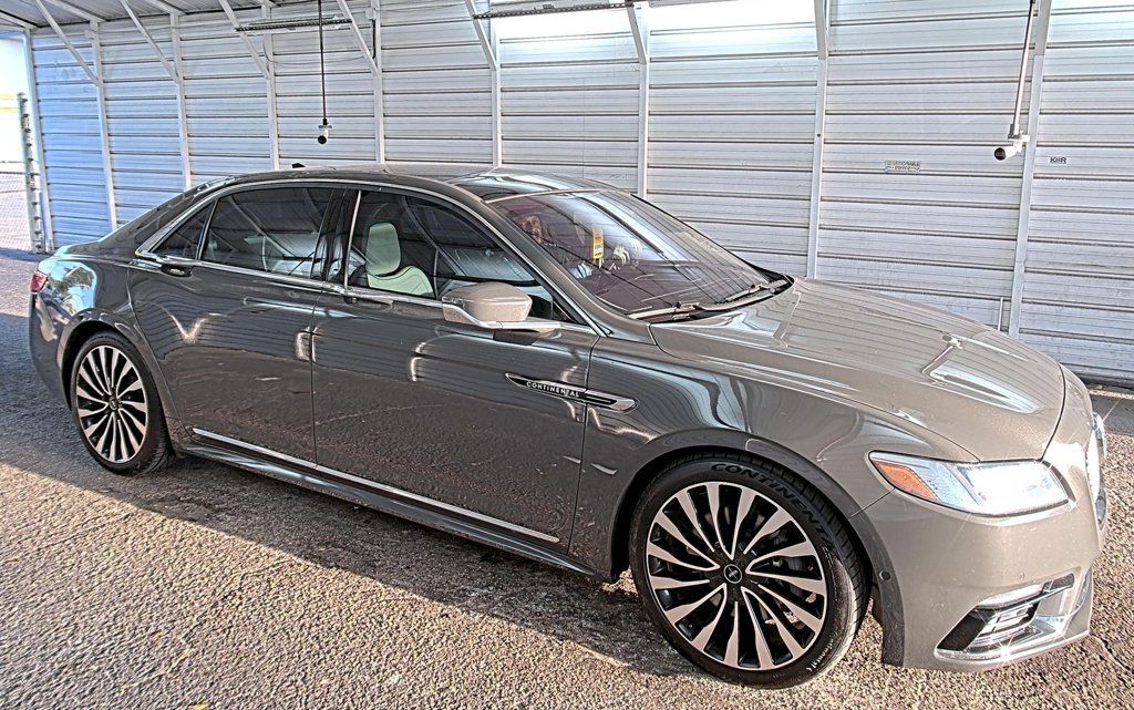 Used 2019 Lincoln Continental Black Label FWD image 1