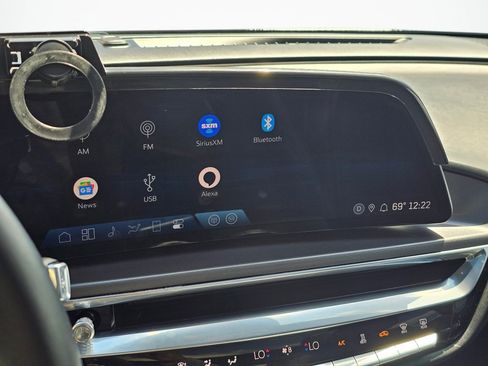 Certified 2024 Cadillac Lyriq Tech RWD image 35