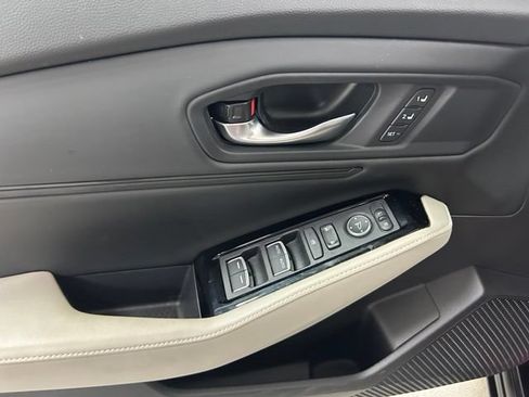 Used 2024 Honda Accord Touring image 17