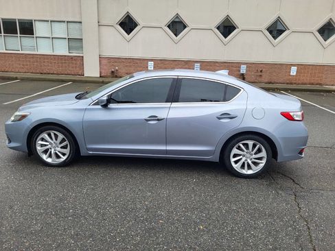 Used 2016 Acura ILX image 4
