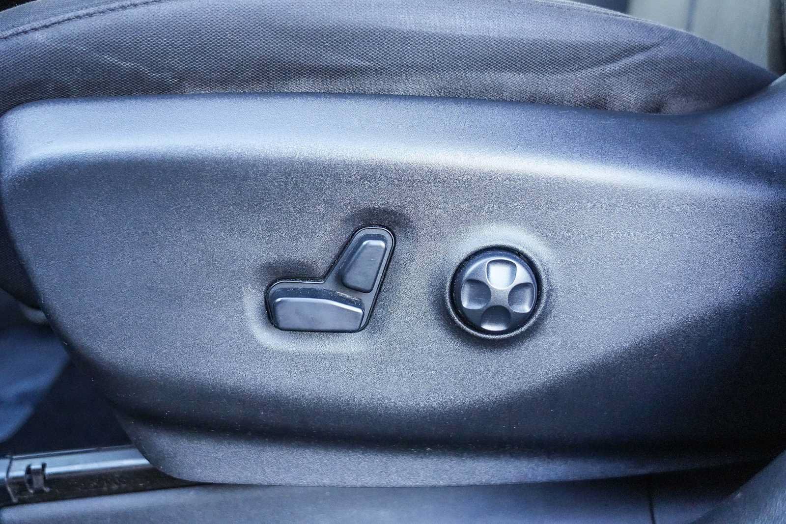 Used 2020 Chrysler Pacifica Touring w/ S Appearance Package FWD image 21