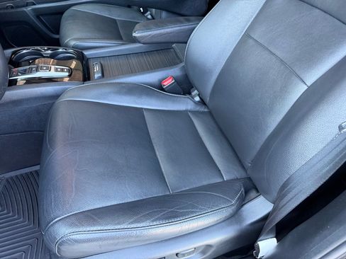 Used 2017 Honda Pilot Touring image 15