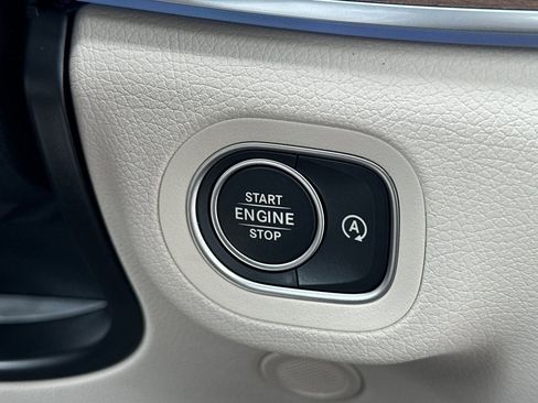 New 2026 Mercedes-Benz GLS 450 4MATIC image 30