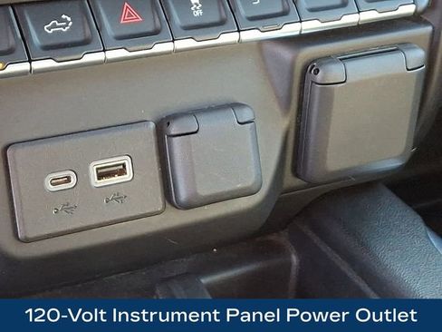 Used 2021 Chevrolet Silverado 2500 LTZ w/ LTZ Plus Package image 28