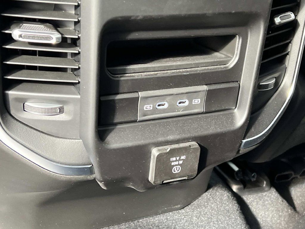 Used 2026 RAM 1500 Big Horn AWD/4WD image 14