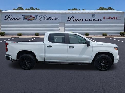 Used 2024 Chevrolet Silverado 1500 Custom AWD/4WD image 3