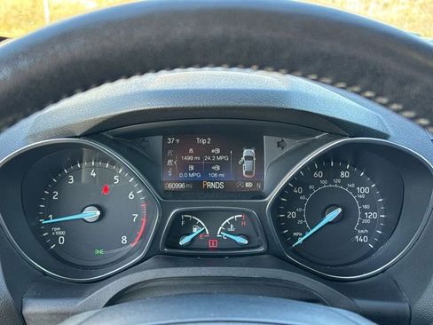 Used 2019 Ford Escape Titanium image 12