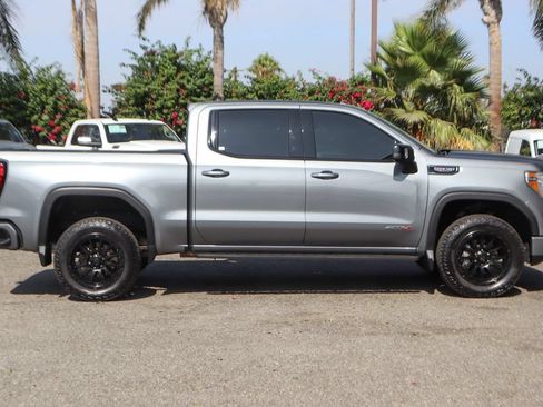 Used 2022 GMC Sierra 1500 AT4 w/ AT4 Premium Package AWD/4WD image 12