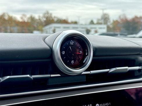 Used 2023 Maserati Grecale Modena image 17