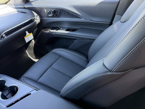 New 2026 Cadillac Lyriq Sport AWD/4WD image 16