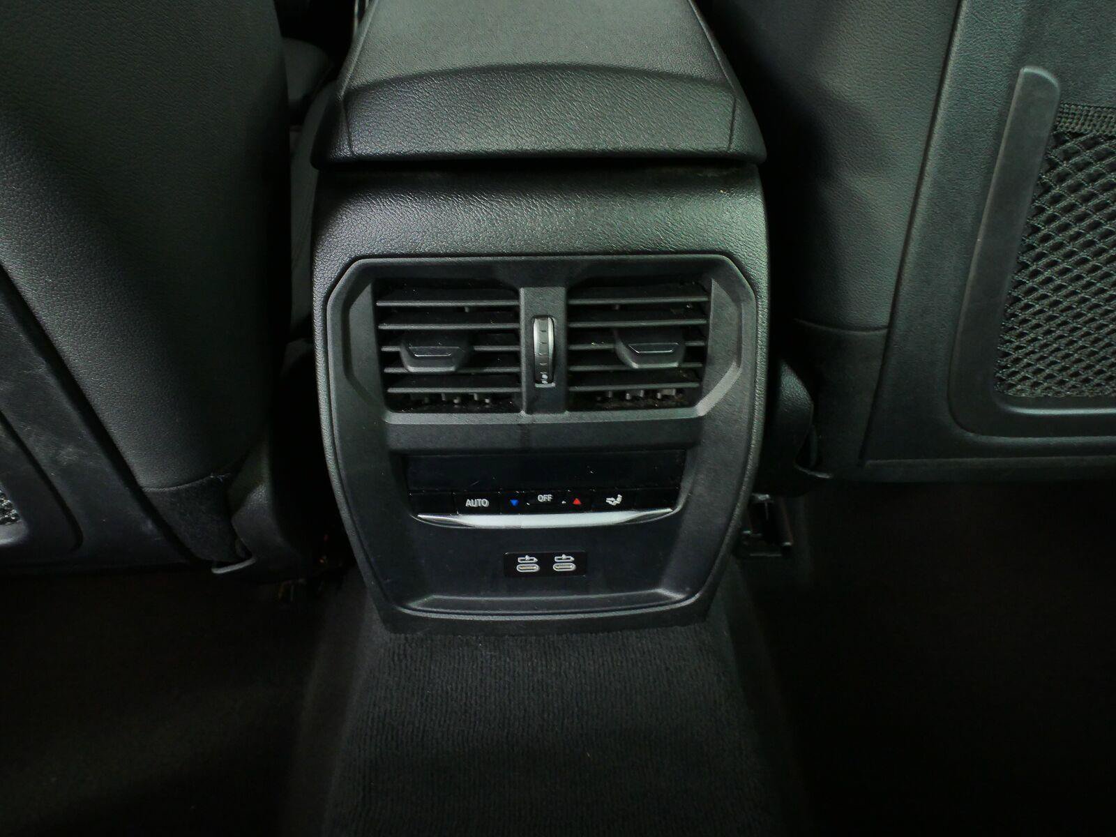 Used 2021 BMW 330i Sedan RWD image 16