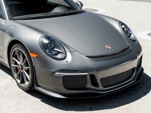 Used 2014 Porsche 911 GT3 RWD image 9