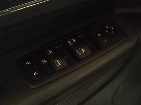 Used 2018 Jeep Grand Cherokee High Altitude image 27