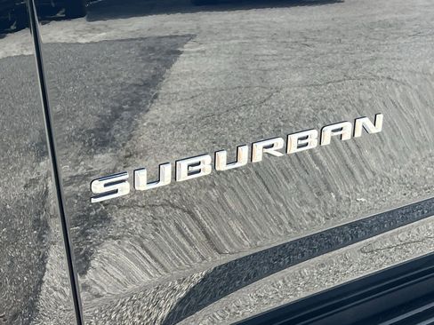 New 2025 Chevrolet Suburban High Country w/ Sun And Tow Package image 31